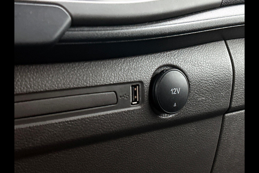Ford Transit Custom 300 2.0 TDCI L2H1 Trend Automaat Airco Navigatie Cruisecontrol Camera Parkeersensoren Trekhaak
