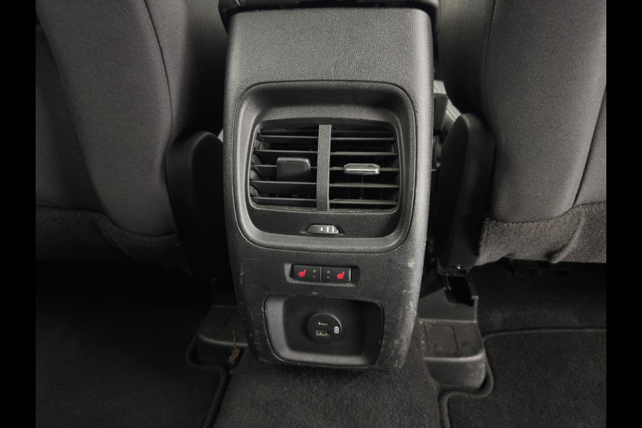 Ford Kuga 2.5 PHEV Titanium (Plug-in) (INCL-BTW) *DIGI-COCKPIT | ADAPTIVE-CRUISE | BLINDSPOT | PARK-PILOT | CAMERA | NAVI-FULLMAP | HEATED-COMFORTSEATS | ECC | CARPLAY | PDC | DAB | LANE-ASSIST | TOWBAR | 18''ALU*