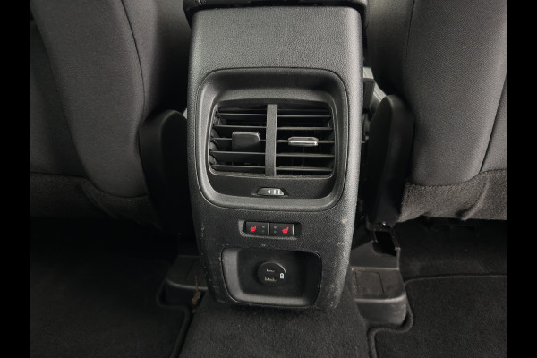 Ford Kuga 2.5 PHEV Titanium (Plug-in) (INCL-BTW) *DIGI-COCKPIT | ADAPTIVE-CRUISE | BLINDSPOT | PARK-PILOT | CAMERA | NAVI-FULLMAP | HEATED-COMFORTSEATS | ECC | CARPLAY | PDC | DAB | LANE-ASSIST | TOWBAR | 18''ALU*