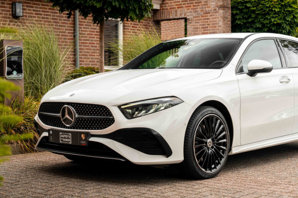 Mercedes-Benz A-Klasse 250 e AMG Line 218 PK 1e Eig Sfeerverlichting Widescreen Keyless Camera 19''