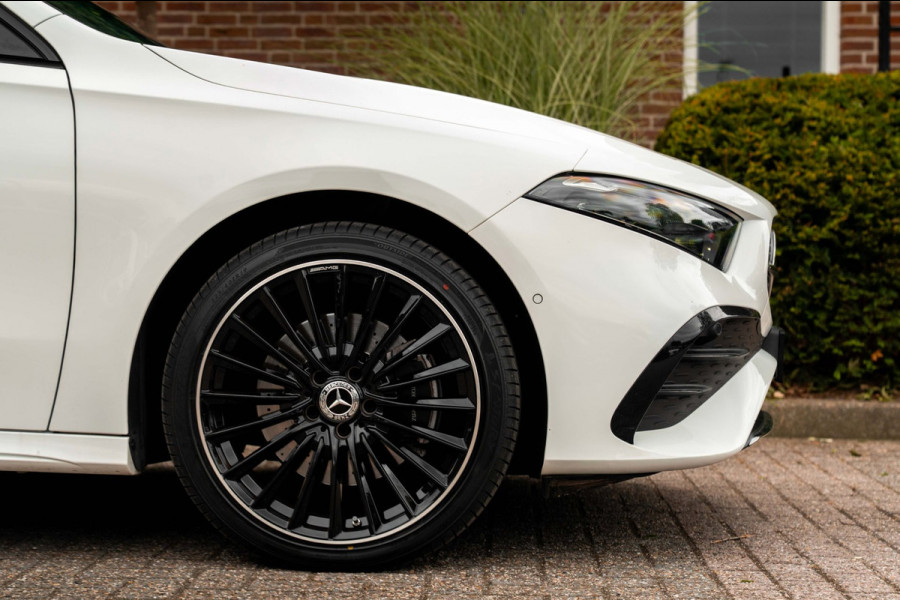 Mercedes-Benz A-Klasse 250 e AMG Line 218 PK 1e Eig Sfeerverlichting Widescreen Keyless Camera 19''