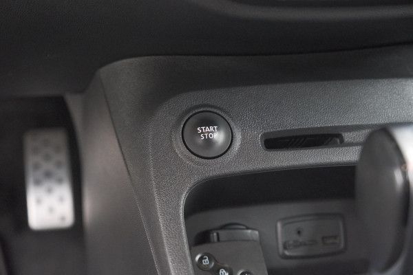 Renault Captur TCe 150 EDC S-Version | Trekhaak| Camera | Dodehoekdetectie | Navigatie