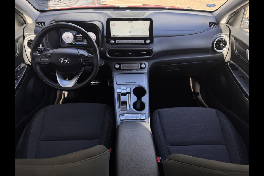 Hyundai Kona EV Comfort Smart 64 kWh | SOH: 96,0% | 3 Fase | Adaptive CC | Navi | Camera | Stoelverwarming | Climate |