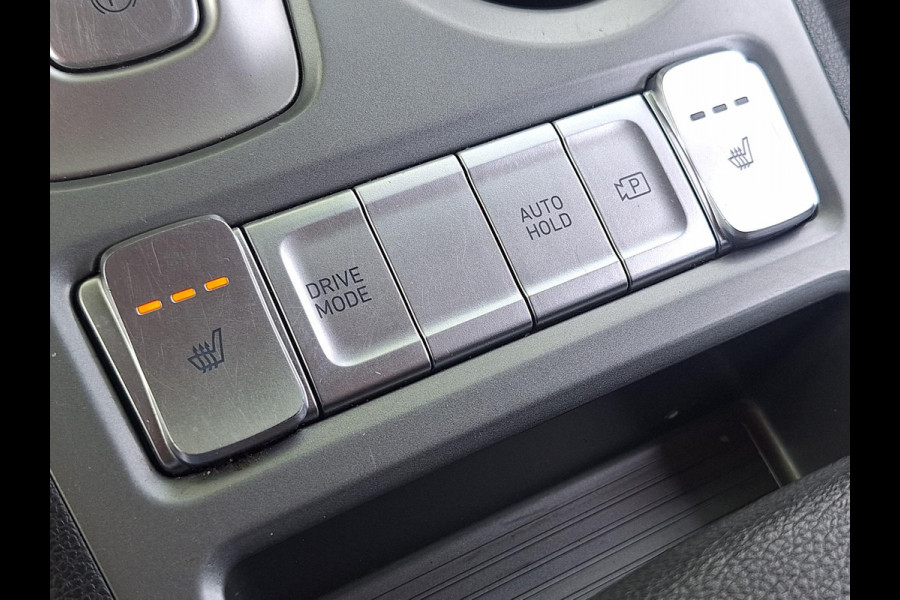 Hyundai Kona EV Comfort Smart 64 kWh | SOH: 96,0% | 3 Fase | Adaptive CC | Navi | Camera | Stoelverwarming | Climate |