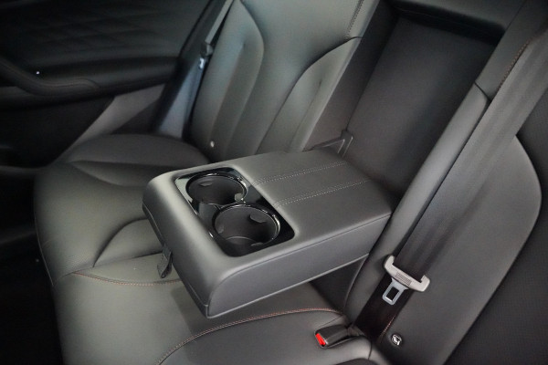 MG MG HS PHEV 1.5 Luxury 360 Camera Leder ACC Elek. Stoelverstelling