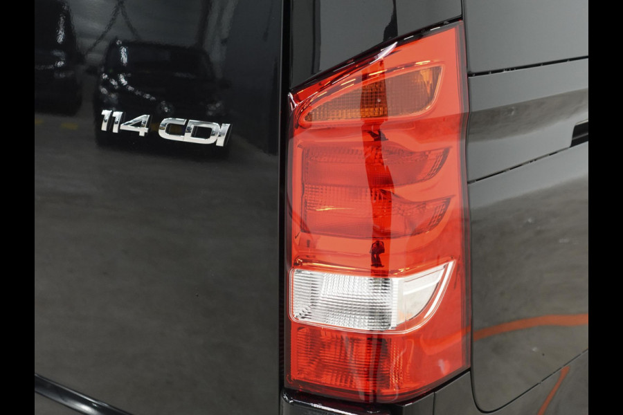 Mercedes-Benz Vito 114 CDI L2 Select Dubbele Cabine Trekhaak Navigatie Apple Carplay/Android Auto Camera Parkeersensoren Cruise Control Climate control Leder Lichtmetalen velgen Getinte ramen