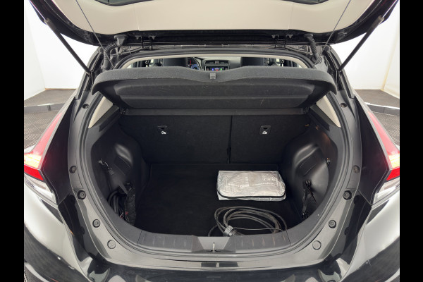 Nissan Leaf Acenta 40 kWh Aut. *HEATPUMP | ADAPTIVE-CRUISE | KEYLESS | TOPVIEW | NAVI-FULLMAP | BLINDSPOT | DAB+ | HEATED-COMFORTSEATS | DIGI-COCKPIT | PRIVACYGLASS | 16"ALU*
