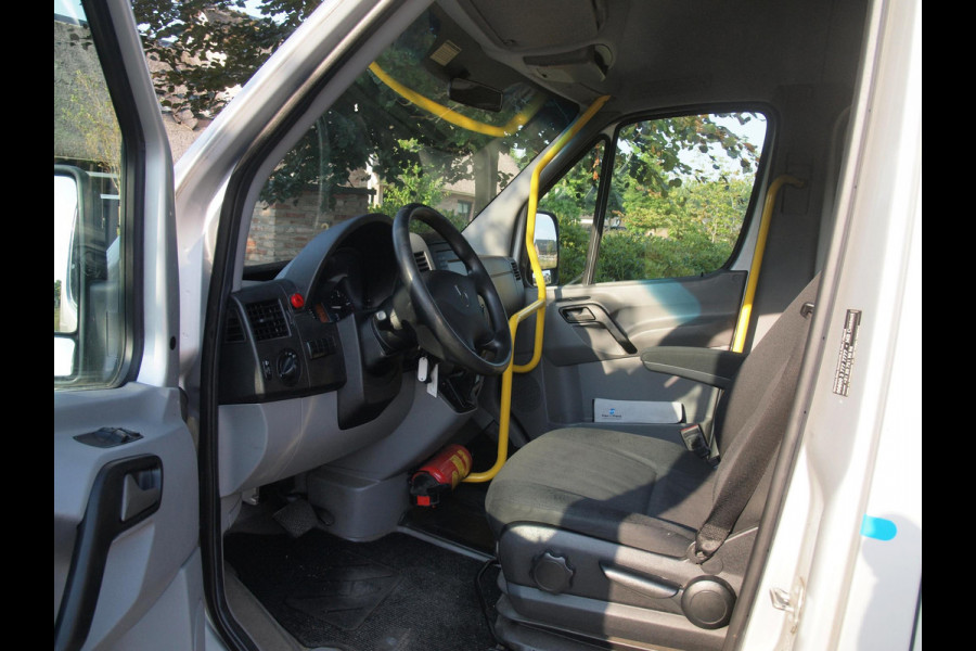Mercedes-Benz Sprinter 314 2.2 CDI 366 L2H2 Automaat | Personenbus met rolstoellift | Camera | Airco | Bluetooth | NL-Auto |