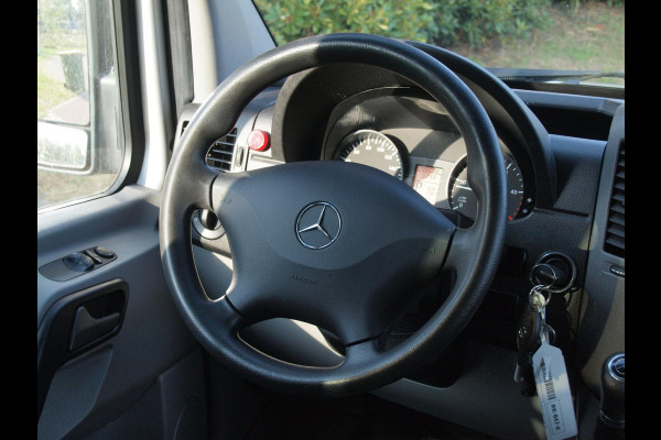 Mercedes-Benz Sprinter 314 2.2 CDI 366 L2H2 Automaat | Personenbus met rolstoellift | Camera | Airco | Bluetooth | NL-Auto |