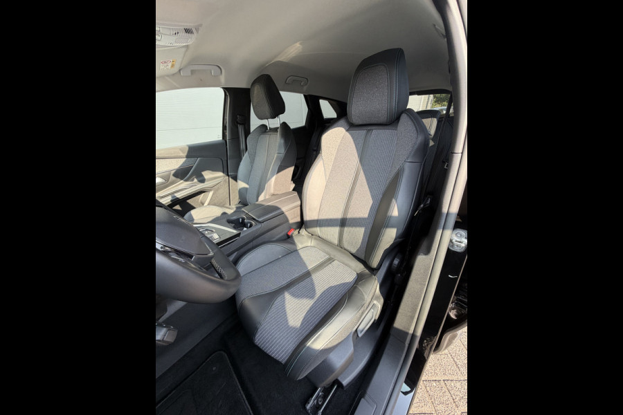 Peugeot 3008 225pk HYbrid Allure Pack Business (Trekhaak - Elektrische klep - 360gr Camera - LED - Automatische Airco - Navigatie - Apple Car