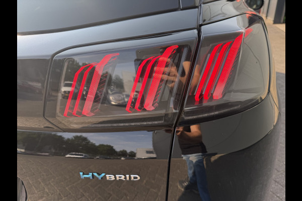 Peugeot 3008 225pk HYbrid Allure Pack Business (Trekhaak - Elektrische klep - 360gr Camera - LED - Automatische Airco - Navigatie - Apple Car