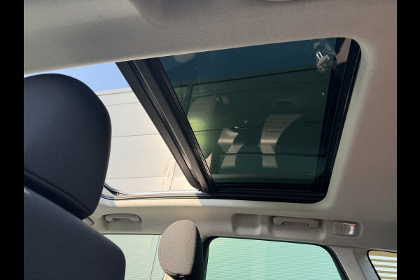 Citroën C3 Aircross 110pk Shine (Elektrisch Schuifdak - trekhaak - Camera - Parkeersensoren V+A - Automatische Airco - Navigatie - Apple carplay)