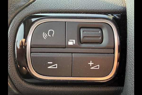 Citroën C3 Aircross 110pk Shine (Elektrisch Schuifdak - trekhaak - Camera - Parkeersensoren V+A - Automatische Airco - Navigatie - Apple carplay)