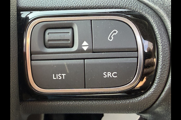 Citroën C3 Aircross 110pk Shine (Elektrisch Schuifdak - trekhaak - Camera - Parkeersensoren V+A - Automatische Airco - Navigatie - Apple carplay)
