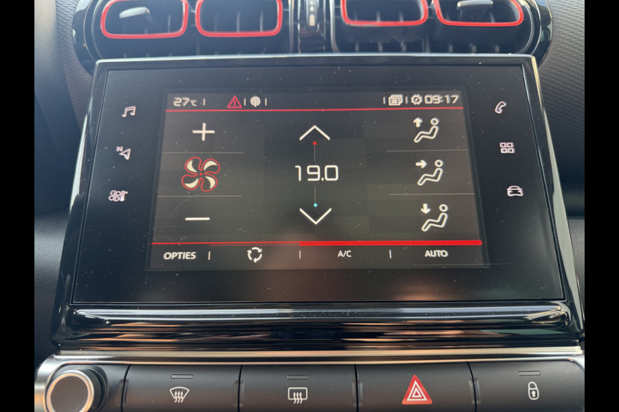 Citroën C3 Aircross 110pk Shine (Elektrisch Schuifdak - trekhaak - Camera - Parkeersensoren V+A - Automatische Airco - Navigatie - Apple carplay)