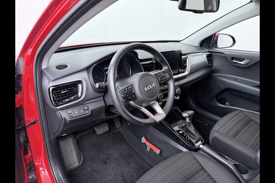 Kia Stonic 1.0 T-GDi MHEV DynamicPlusLine - Camera - AppleCarplay - Android Auto - Fabrieksgarantie tot 09-2031 of 150.000km
