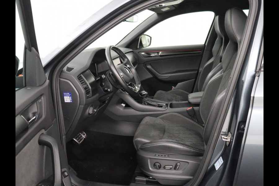 Škoda Kodiaq 1.5 TSI Sportline Business 7p. | Trekhaak | Memory | Stuur/stoel verwarming | Leder/alcantara | Carplay | Adaptive cruise | Camera | Park assist | Dodehoek detectie |