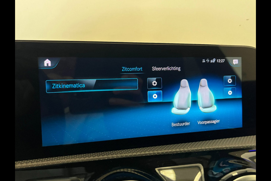 Mercedes-Benz CLA-Klasse Shooting Brake 200 / AMG / Pano / NL-auto / Memory