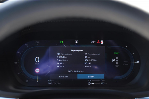 Volvo XC60 T8 455PK Automaat AWD Ultra Black Edition / stoelmassage - en ventilatie / Head-up display/ Harman Kardon audio/ BLIS/ Elektrischbedienbare stoelen met geheugen / Panoramadak/ Adaptive cruise control/ Pilot assist/ Apple Carplay/ Android auto/