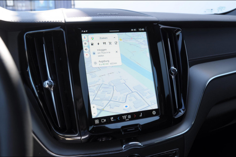 Volvo XC60 T8 455PK Automaat AWD Ultra Black Edition / stoelmassage - en ventilatie / Head-up display/ Harman Kardon audio/ BLIS/ Elektrischbedienbare stoelen met geheugen / Panoramadak/ Adaptive cruise control/ Pilot assist/ Apple Carplay/ Android auto/