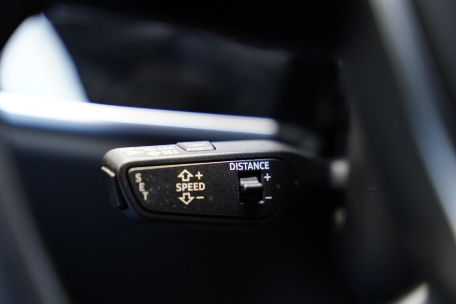 Audi S8 4.0 TFSI Quattro B&O / Active Chassis / NL-Auto