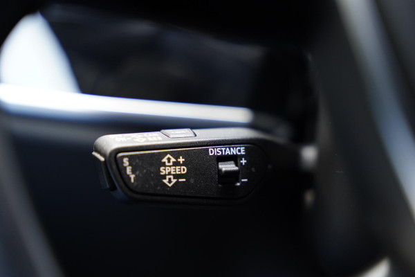Audi S8 4.0 TFSI Quattro B&O / Active Chassis / NL-Auto