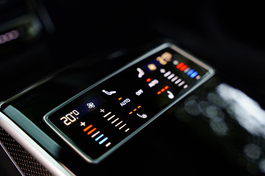 Audi S8 4.0 TFSI Quattro B&O / Active Chassis / NL-Auto