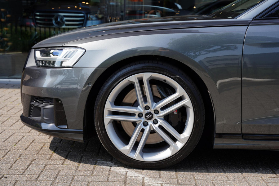 Audi S8 4.0 TFSI Quattro B&O / Active Chassis / NL-Auto