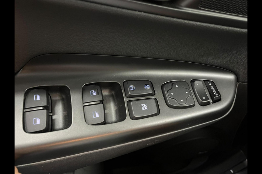 Hyundai Kona 1.6 GDI HEV Sky Bluelink Navigatie Apple Carplay Android Auto Camera Parkeerhulp Adaptive Cruise Control Dodehoekassistent Stoel- en stuurverwarming Full Led Climate Control Lichtmetalen velgen