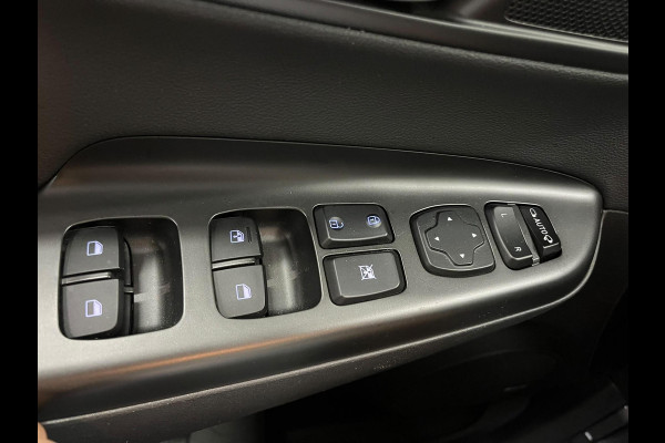 Hyundai Kona 1.6 GDI HEV Sky Bluelink Navigatie Apple Carplay Android Auto Camera Parkeerhulp Adaptive Cruise Control Dodehoekassistent Stoel- en stuurverwarming Full Led Climate Control Lichtmetalen velgen