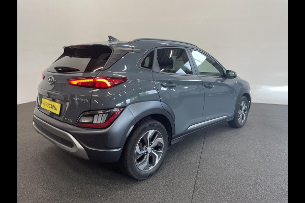 Hyundai Kona 1.6 GDI HEV Sky Bluelink Navigatie Apple Carplay Android Auto Camera Parkeerhulp Adaptive Cruise Control Dodehoekassistent Stoel- en stuurverwarming Full Led Climate Control Lichtmetalen velgen
