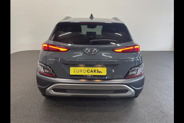 Hyundai Kona 1.6 GDI HEV Sky Bluelink Navigatie Apple Carplay Android Auto Camera Parkeerhulp Adaptive Cruise Control Dodehoekassistent Stoel- en stuurverwarming Full Led Climate Control Lichtmetalen velgen