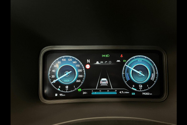 Hyundai Kona 1.6 GDI HEV Sky Bluelink Navigatie Apple Carplay Android Auto Camera Parkeerhulp Adaptive Cruise Control Dodehoekassistent Stoel- en stuurverwarming Full Led Climate Control Lichtmetalen velgen