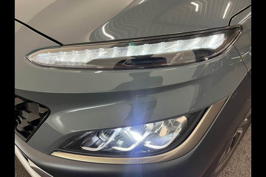 Hyundai Kona 1.6 GDI HEV Sky Bluelink Navigatie Apple Carplay Android Auto Camera Parkeerhulp Adaptive Cruise Control Dodehoekassistent Stoel- en stuurverwarming Full Led Climate Control Lichtmetalen velgen