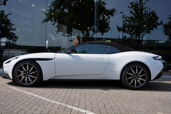 Aston Martin DB11 Volante 4.0 V8 / B&O Advanced / Dealer Serviced