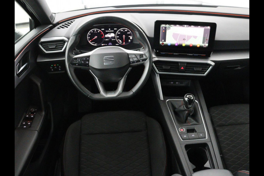 Seat Leon Sportstourer 1.5 TSI FR Launch Edition | Stuur/stoelverwarming | Carplay | Climate Control | Adaptive cruise | Park assist | Camera | Sfeerverlichting | Virtuele dashboard | Full LED |