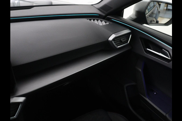 Seat Leon Sportstourer 1.5 TSI FR Launch Edition | Stuur/stoelverwarming | Carplay | Climate Control | Adaptive cruise | Park assist | Camera | Sfeerverlichting | Virtuele dashboard | Full LED |