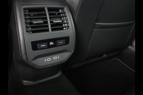 Seat Leon Sportstourer 1.5 TSI FR Launch Edition | Stuur/stoelverwarming | Carplay | Climate Control | Adaptive cruise | Park assist | Camera | Sfeerverlichting | Virtuele dashboard | Full LED |