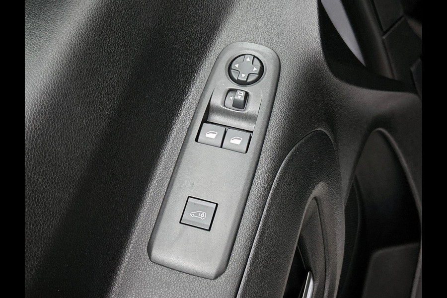 Opel Combo 1.5 BlueHDi 130PK L2 Automaat Apple Carplay / Android Auto Navigatie Trekhaak Airco Camera Cruise Control Parkeersensoren V+A DAB