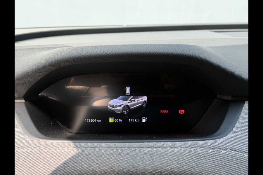 Škoda ENYAQ iV BWJ 12-2021 | 60 | TREKHAAK | WARMTEPOMP | CAMERA A | CLIMA | NAVI |CARPLAY | PDC 2X |
