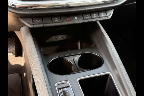 Škoda ENYAQ iV BWJ 12-2021 | 60 | TREKHAAK | WARMTEPOMP | CAMERA A | CLIMA | NAVI |CARPLAY | PDC 2X |