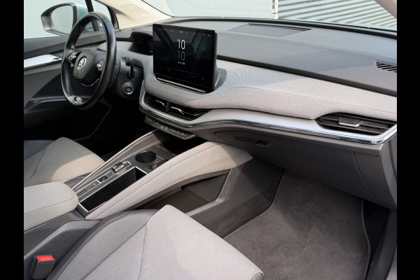 Škoda ENYAQ iV BWJ 12-2021 | 60 | TREKHAAK | WARMTEPOMP | CAMERA A | CLIMA | NAVI |CARPLAY | PDC 2X |