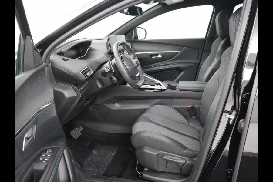 Peugeot 3008 1.6 HYbrid 225 Active Pack Business | SOH 98.8% | Half Leder | Adaptive cruise | 360 camera | Carplay | Climate control | Dodehoek detectie | DAB |