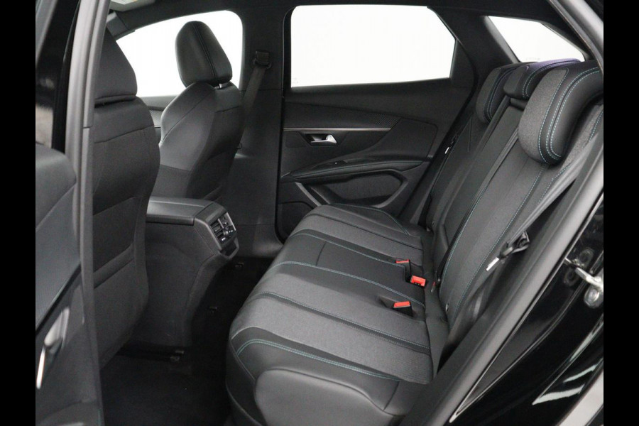Peugeot 3008 1.6 HYbrid 225 Active Pack Business | SOH 98.8% | Half Leder | Adaptive cruise | 360 camera | Carplay | Climate control | Dodehoek detectie | DAB |