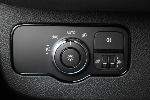 Mercedes-Benz Sprinter 314 CDI L2H2 3-Zits, Camera, Apple Carplay, Trekhaak, DAB