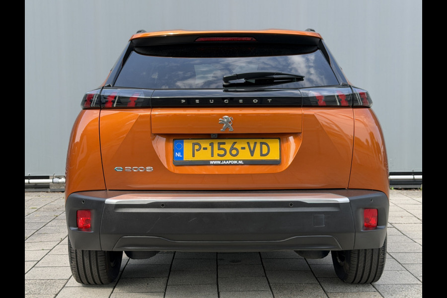 Peugeot e-2008 BWJ 2022 | EV 136PK Allure 50 kWh | LEDER/STOF | CLIMA | NAVI | CAMERA A | CARPLAY | PRIVACY GLASS | PDC |