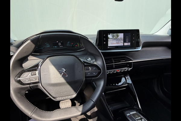 Peugeot e-2008 BWJ 2022 | EV 136PK Allure 50 kWh | LEDER/STOF | CLIMA | NAVI | CAMERA A | CARPLAY | PRIVACY GLASS | PDC |