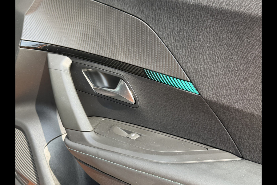 Peugeot e-2008 BWJ 2022 | EV 136PK Allure 50 kWh | LEDER/STOF | CLIMA | NAVI | CAMERA A | CARPLAY | PRIVACY GLASS | PDC |