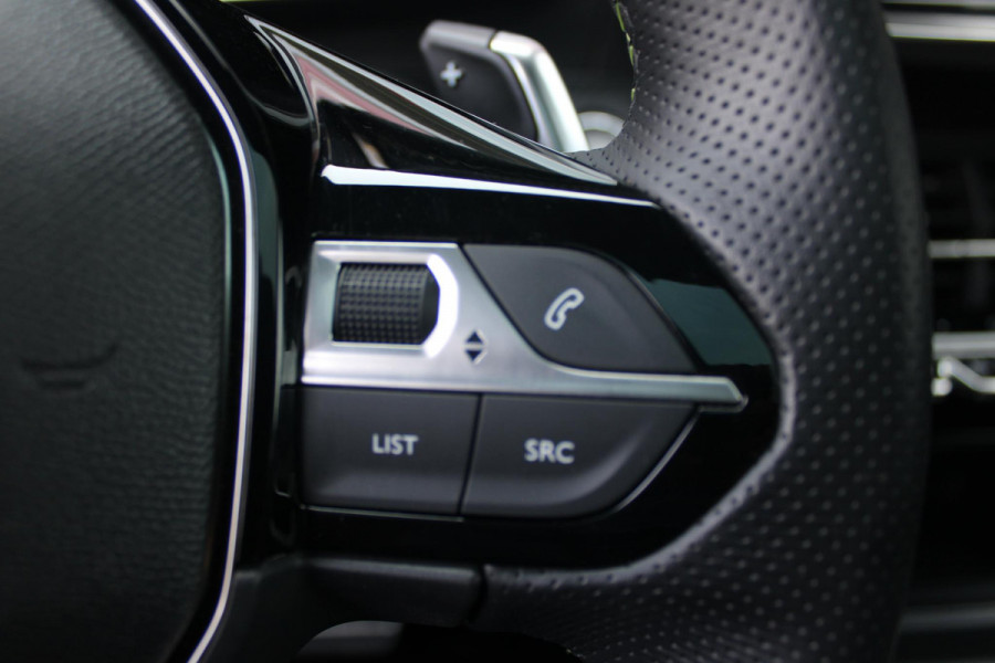 Peugeot 208 1.2 Hybrid 145PK AUTOMAAT GT | PANORAMA DAK | ADAPTIVE CRUISE CONTROL | KEYLESS ENTRY/START | LICHTMETALEN VELGEN 17" | ACHTERUITRIJ CAMERA | FULL LED KOPLAMPEN | PARKEERSENSOREN VOOR + ACHTER | DAB+ RADIO | NAVIGATIE | SFEER VERLICHTING |
