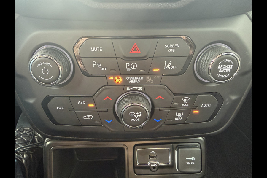 Jeep Renegade 150pk Limited Edition (Trekhaak - LED - 18"incl 4S - Automatische Airco - Stoel-/-stuurverwarming - Camera - Apple Carplay - Nav
